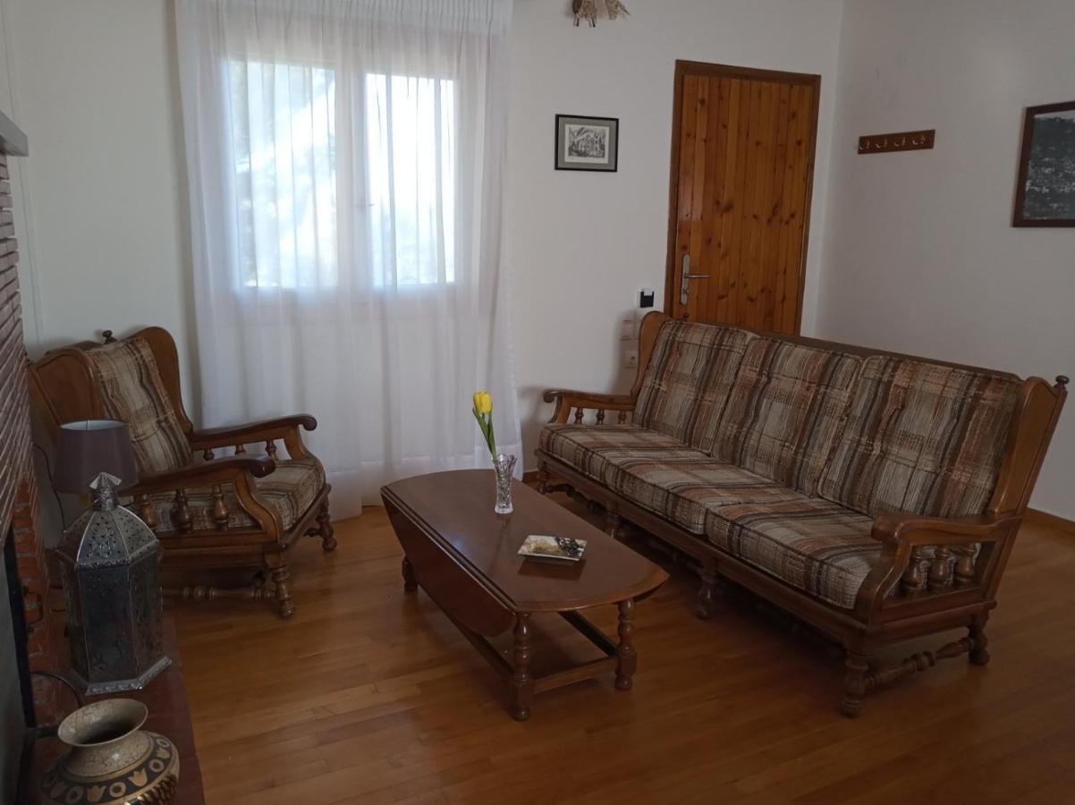 Manousi 2 - First Floor Villa Mystras Eksteriør bilde